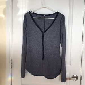 Lululemon heathered navy Henley